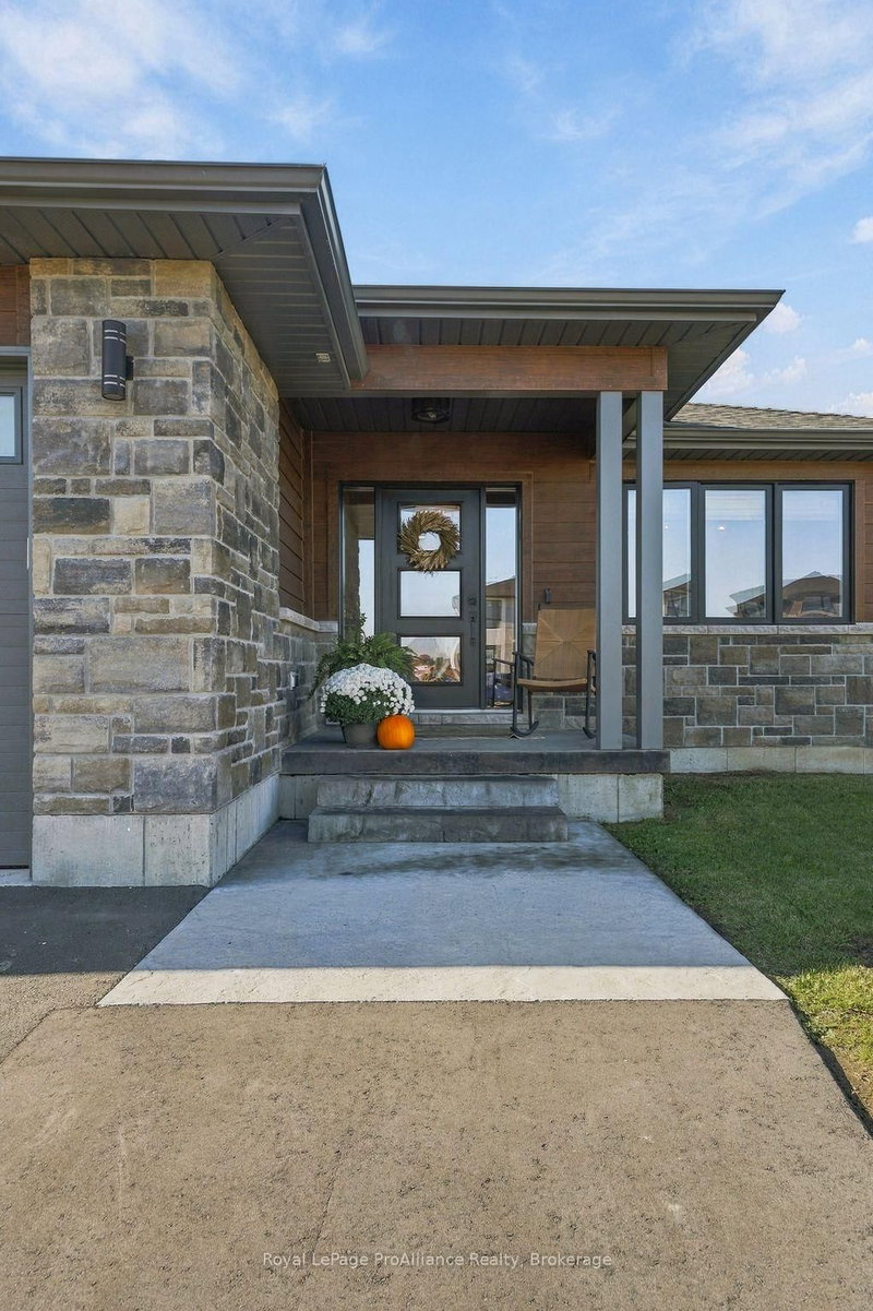 14 Horton Crt photo 4