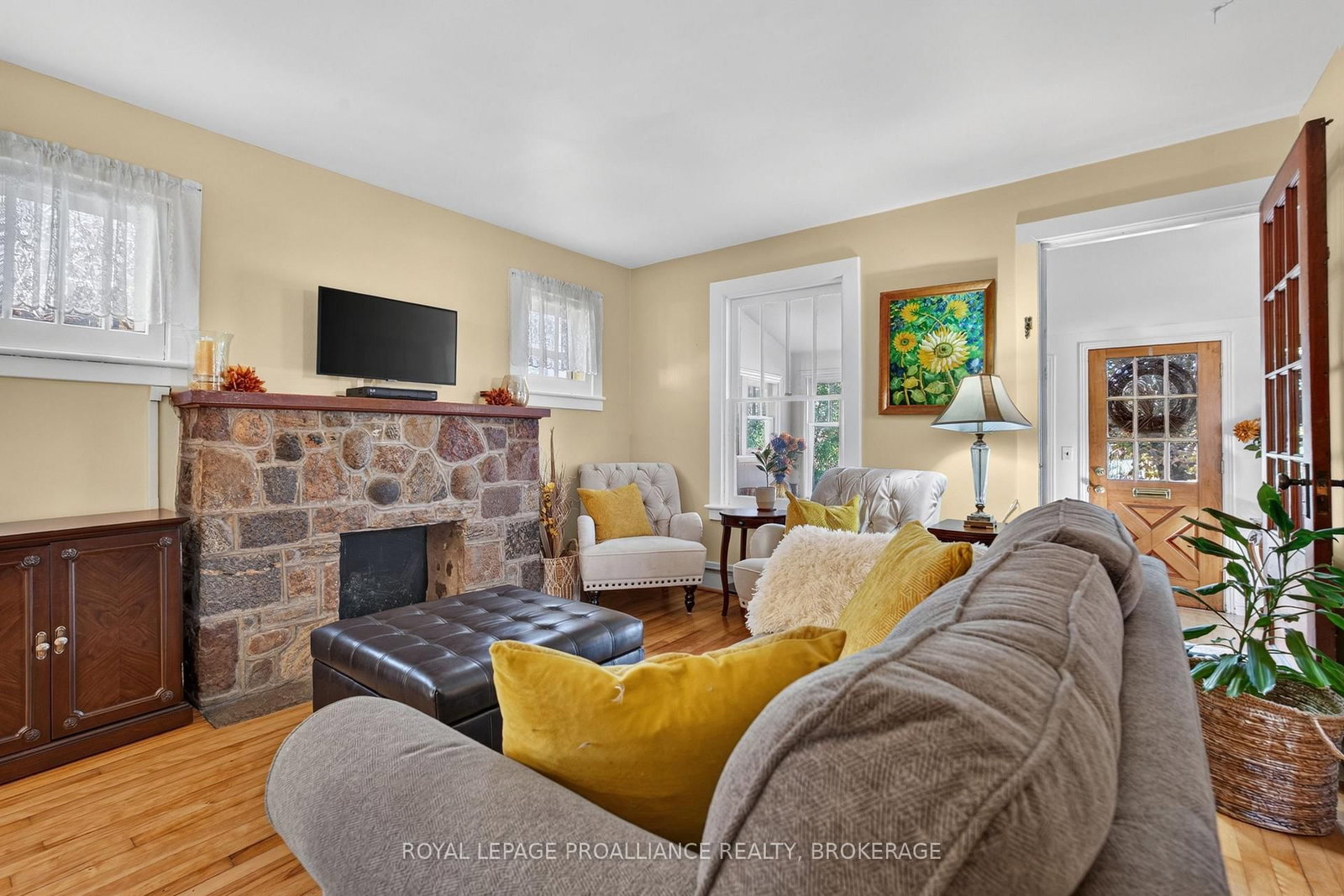 548 Division Street • Kingston, ON photo 8