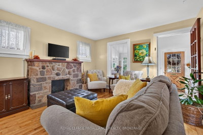 548 Division Street • Kingston, ON photo 8