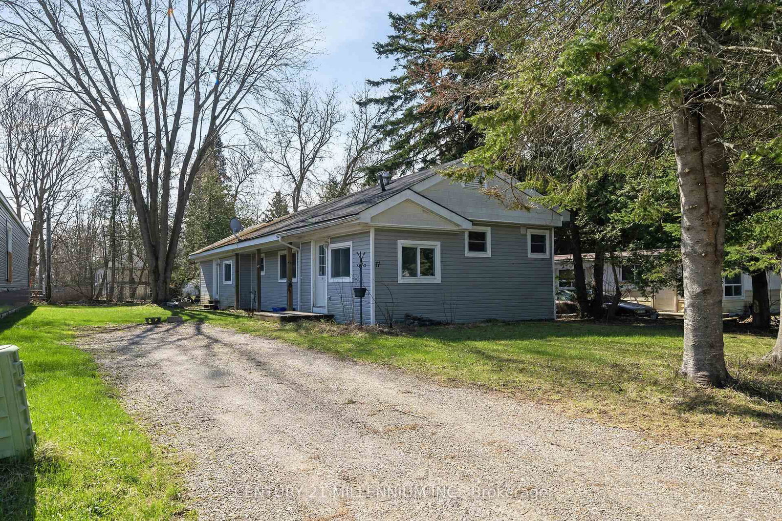 17 Cedar Lane, Erin, ON