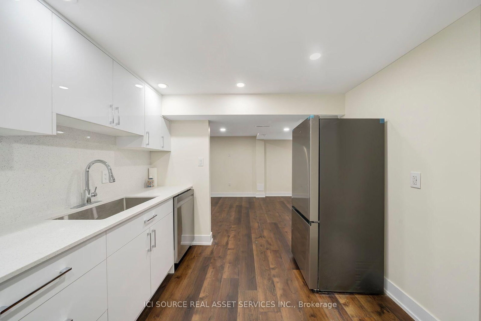 Lower-78 Leaside Dr, St. Catharines, view 12