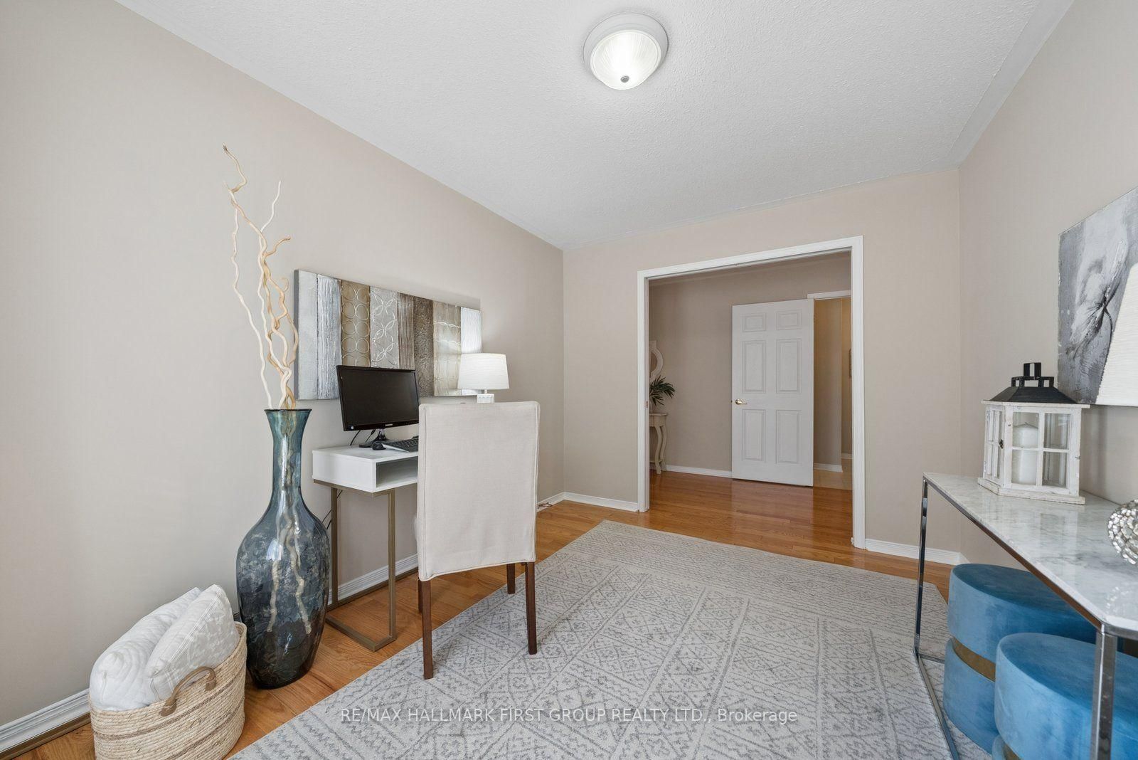 47 Springwood Crescent photo 7
