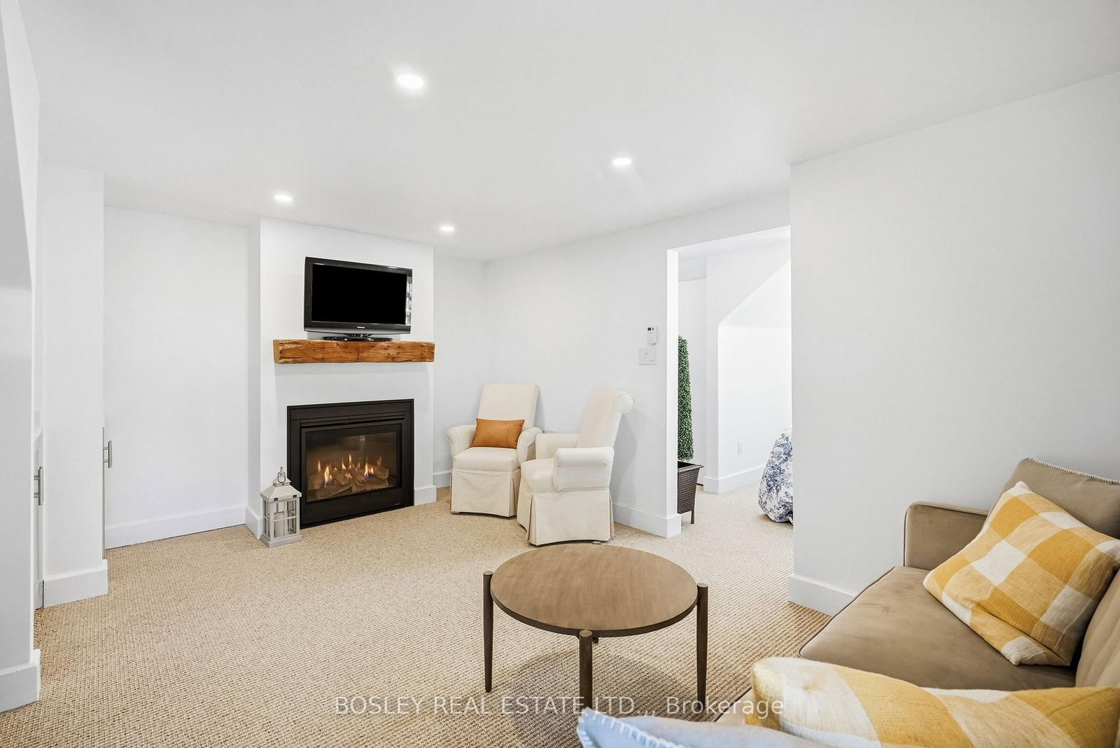 25 Queenston Street • Niagara-on-the-Lake, ON photo 30