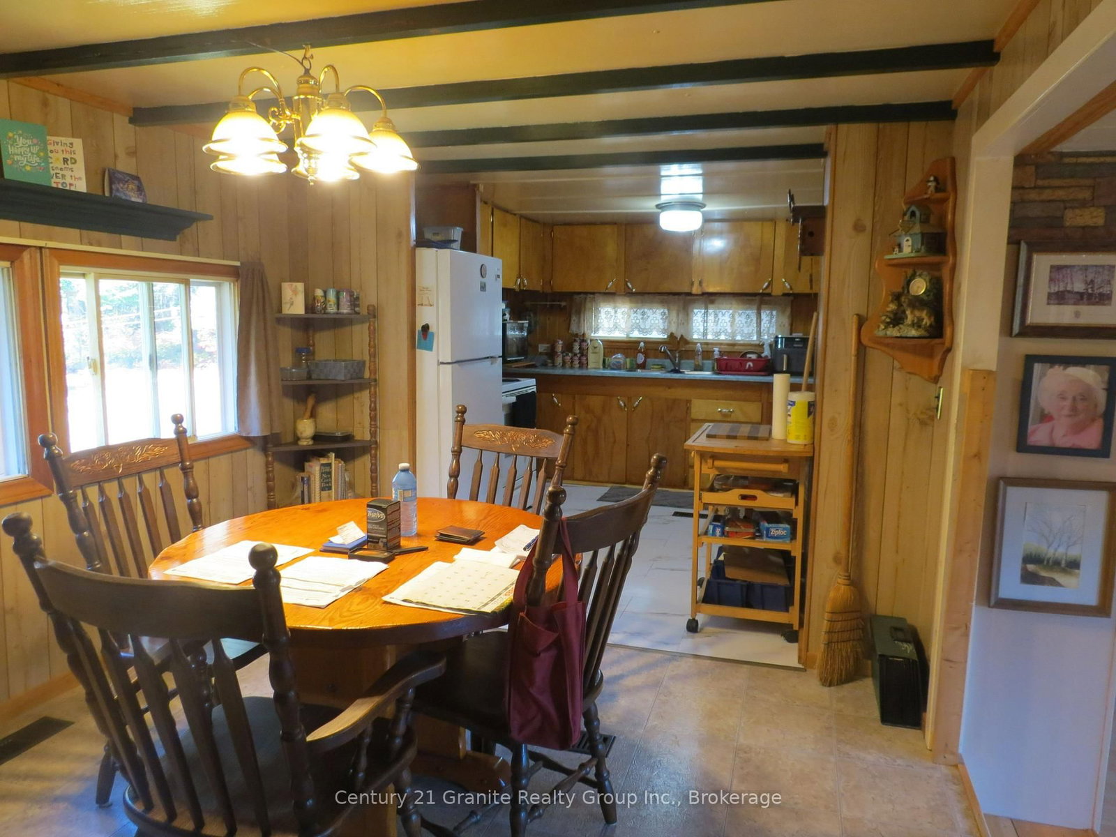 1084 South Algonquin Road • Dysart et al, ON photo 8