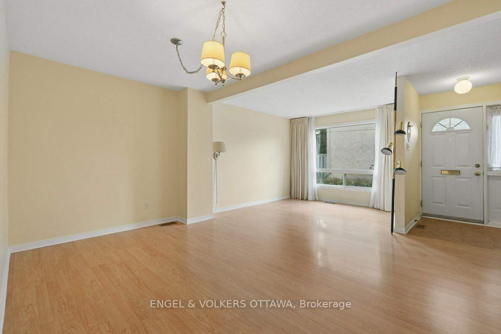 1280 Cahill Drive • #18 • Ottawa, ON photo 8