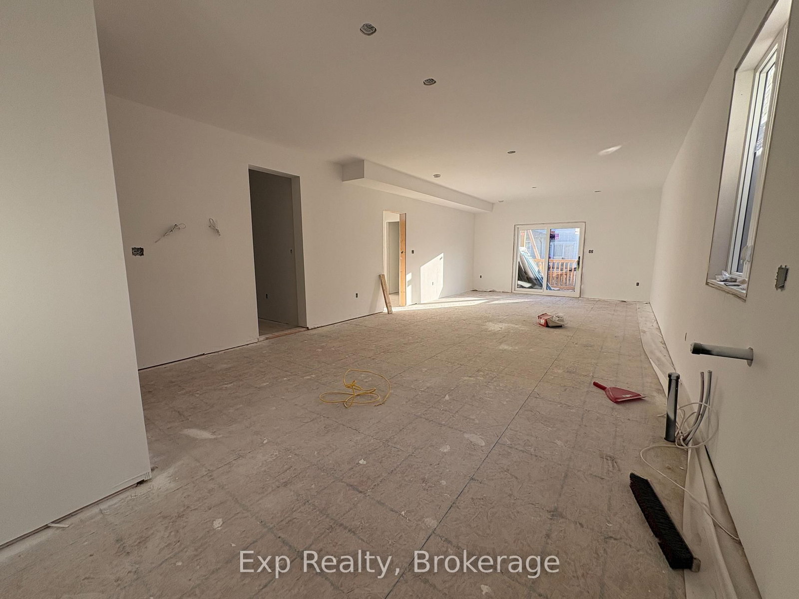 1116 Woodhaven Drive • Kingston, ON photo 7