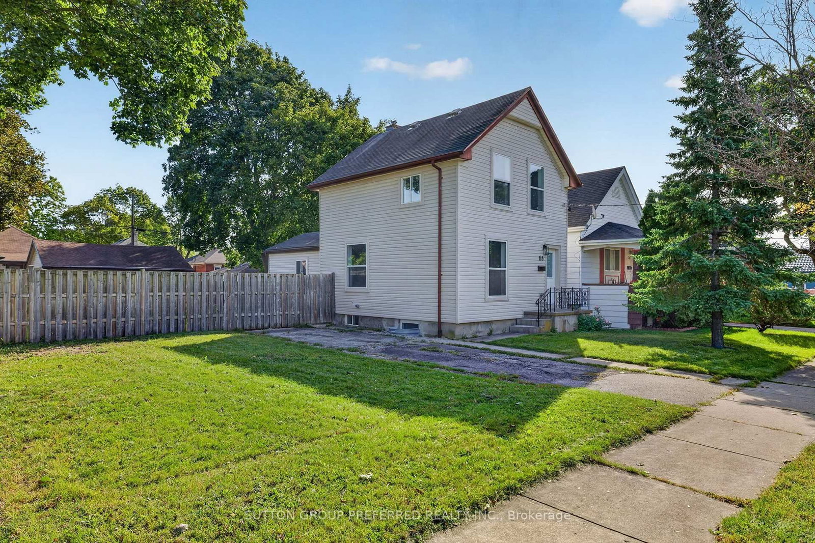 118 Delaware Street • London East, ON photo 4