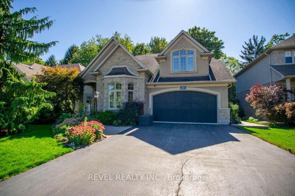 Detached House for sale at 15 Farrugie Street, Brant, Ontario, N3L 0A8 - Paris - MLS: X14112068