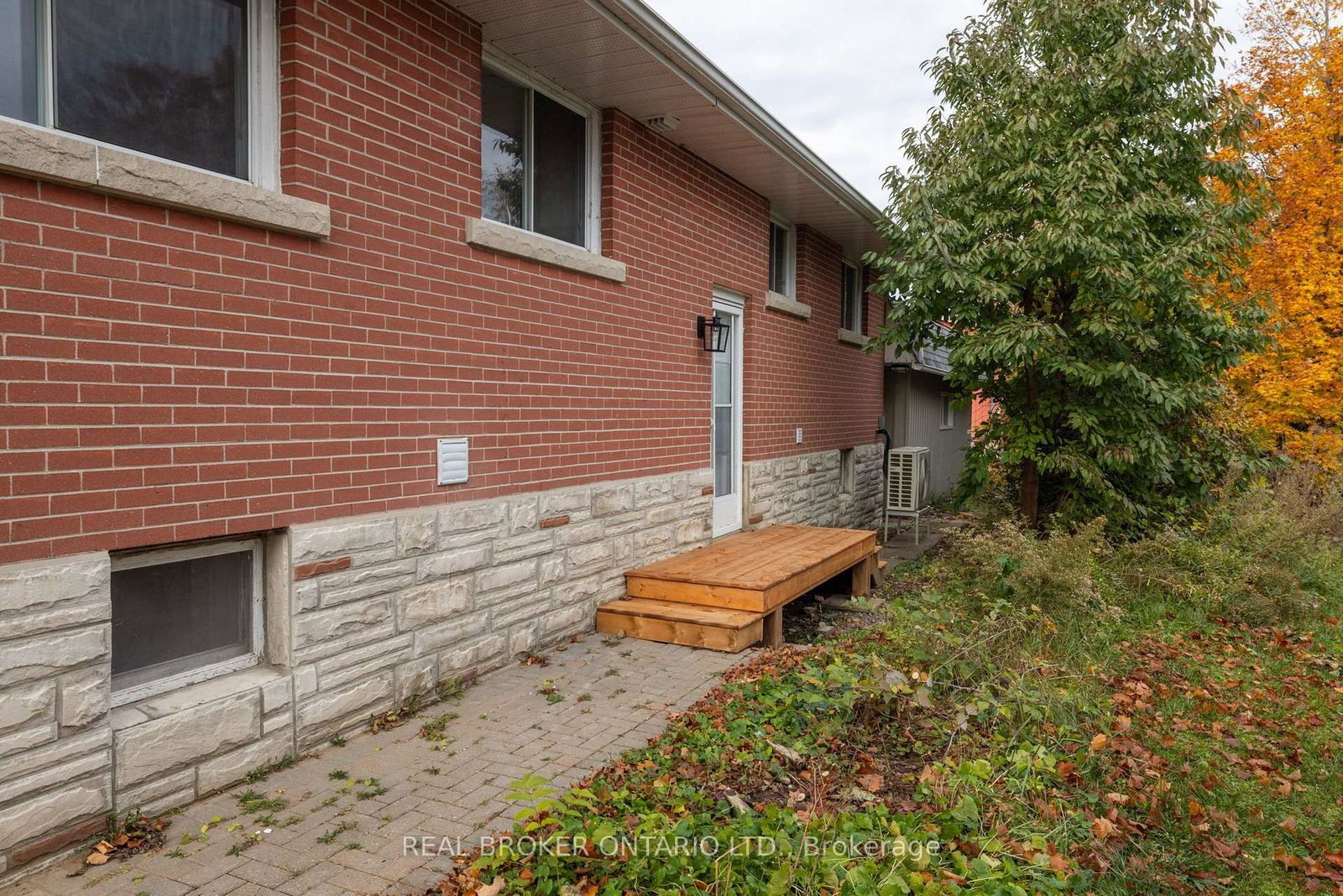 199 Andrews Avenue • Smiths Falls, ON photo 50