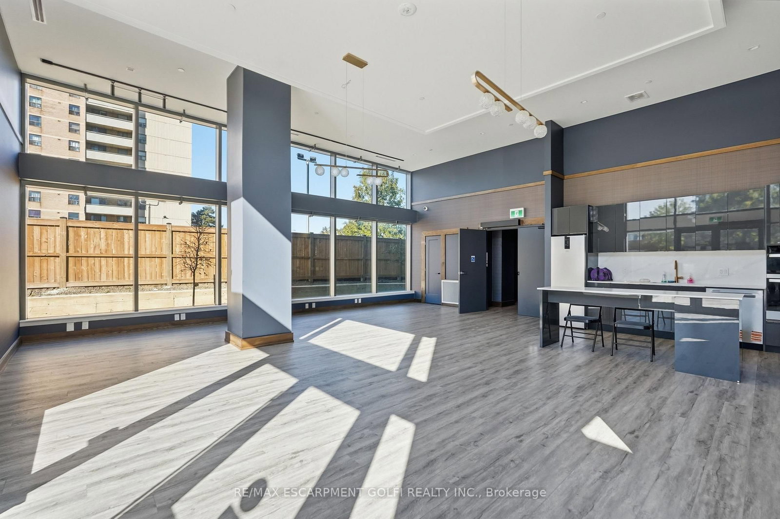 2782 BARTON Street E • #302 • Hamilton, ON photo 22