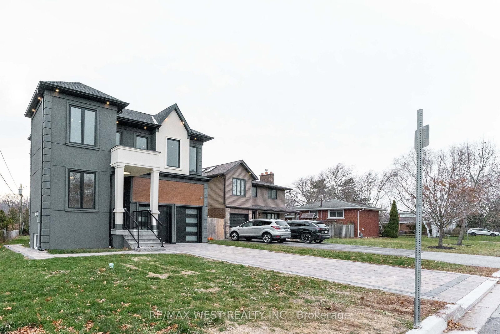 185 Riverview Boulevard • St. Catharines, ON photo 2
