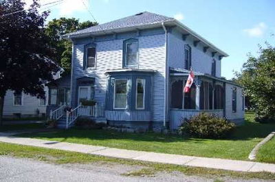 Detached House sold at 28 West Street, Prince Edward County, Wellington, K0K3L0 - MLS: X1484404