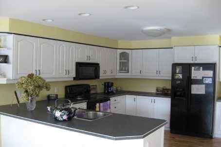 107 Simcoe Rd, Ramara, L0K1B0 | Image 2