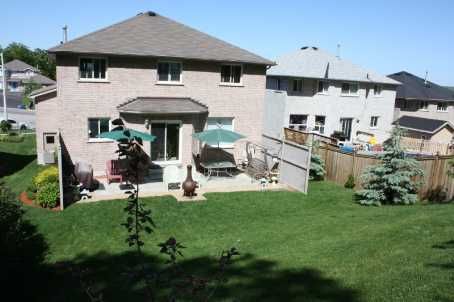 49 Eaglestone Lane, Barrie, L4N0J3 | Image 2