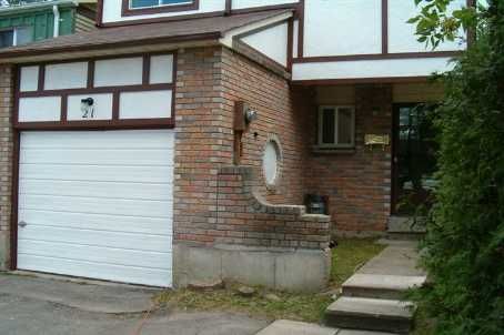 21 Robin Crt, Barrie, L4M5L9 | Image 2