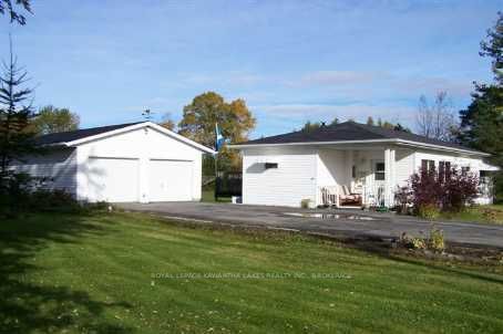 12 Stephen Crt, Kawartha Lakes, K0M 1L0 | Image 2