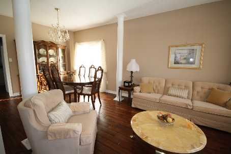 416 Mapleton Ave, Barrie, L4N0Z9 | Image 2