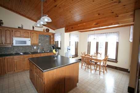 814222 Greenery Lane, Grey Highlands, N0C1E0 | Image 2