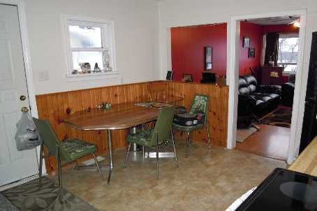 121 Proton St N, Southgate, Xxxxxx | Image 2