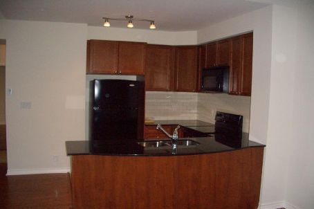 608 - 699 Aberdeen Blvd, Midland, L4R0A1 | Image 3