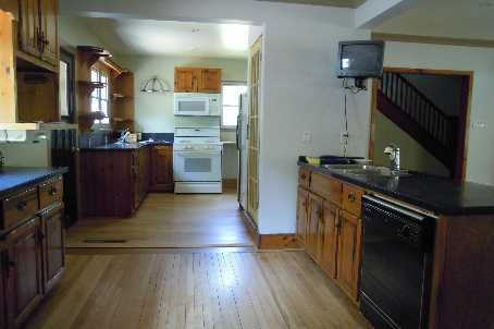 615 Bay St, Gravenhurst, P1P1Z9 | Image 3