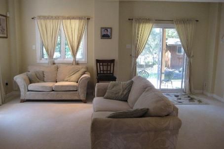 40 Kell Pl, Barrie, L4N9K5 | Image 2