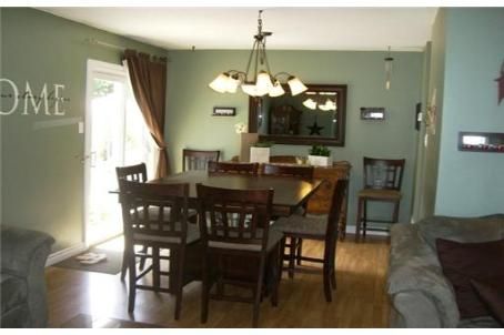 12 Elizabeth St, Barrie, L4N6L8 | Image 3