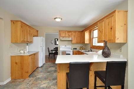 9 Oldfield Crt, Melancthon, L0N1S7 | Image 2