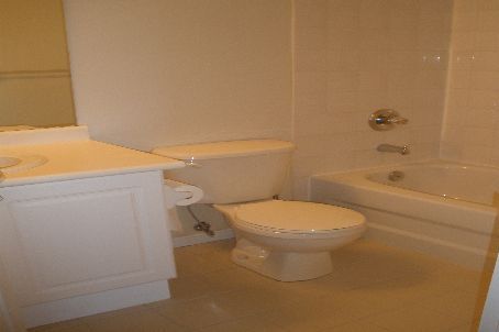 202 - 245 Queen St W, Centre Wellington, N1M3R6 | Image 3