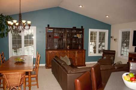 4927 25 Side Rd, Essa, L4M4S4 | Image 3