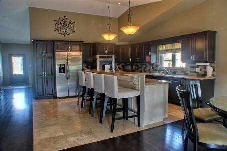 9069 Tapestry Crt, Niagara Falls, L2H0E1 | Image 2