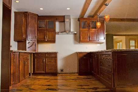 49 Gray Lane, Barrie, L4N7T1 | Image 3