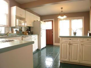 Room1