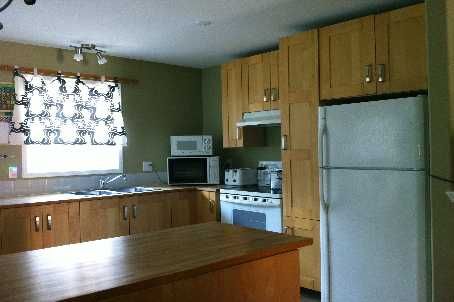 177 Hanmer St E, Barrie, L4M6W6 | Image 2