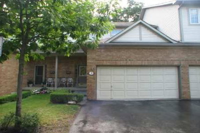 Townhouse sold at 3-120 Beddoe Drive, Hamilton, Ontario, L8P4Z4 - Chedoke Park - MLS: X2459119