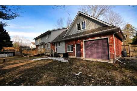 1096 Sunnidale Rd, Springwater, L4M4S4 | Image 3