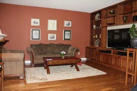 100 Springstead Ave, Hamilton, L8E8E9 | Image 2