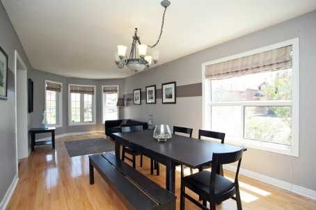 14 Round Leaf Crt, Barrie, L4N9N3 | Image 3