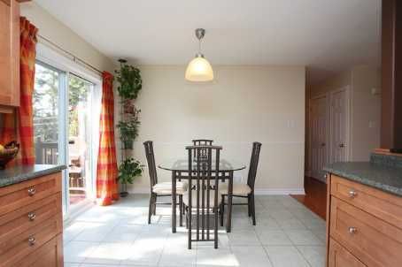 40 Kell Pl, Barrie, L4N9K5 | Image 3