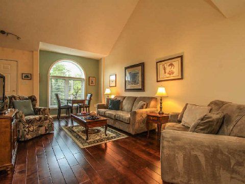 3 - 358 Little Ave, Barrie, L4N 2Z6 | Image 3