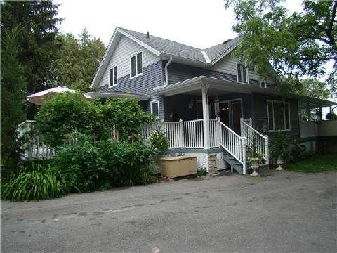 112 Lakeshore Rd W, Oro-Medonte, L0L2E0 | Image 2
