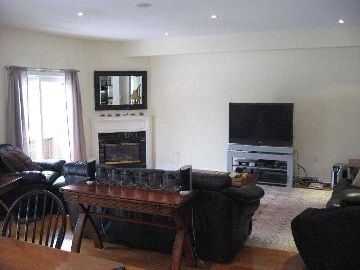 57 High Vista Dr, Oro-Medonte, L4M4Y8 | Image 2