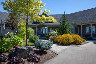 Detached House sold at 9727 Dundas Street, Erin, Ontario, N0B1T0 - Rural Erin - MLS: X2752729