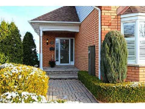 44 Morrison Cres, Grimsby, L3M5K4 | Image 3