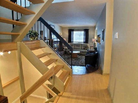 113 Oneida Pl, Kitchener, N2A3G2 | Image 2