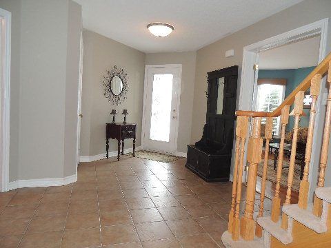 5 Kelsey Cres, Barrie, L4N | Image 2