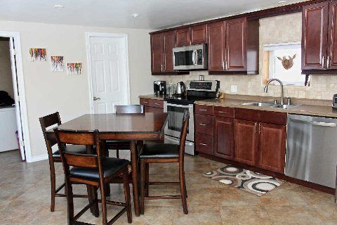 34 Crozier St, East Luther Grand Valley, L9W 5N6 | Image 2