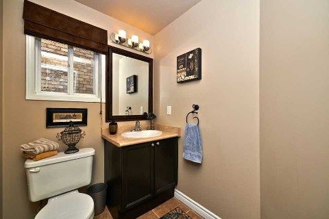 37 Majesty Blvd, Barrie, L4M 7K3 | Image 3