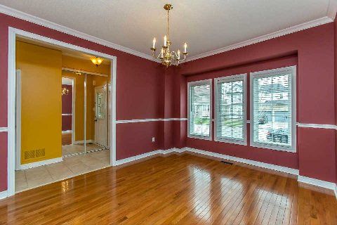 17 Cranberry Lane, Barrie, L4N0Z1 | Image 2