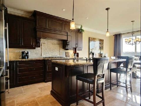 325 Deerfoot Tr, Waterloo, N2K0B4 | Image 3